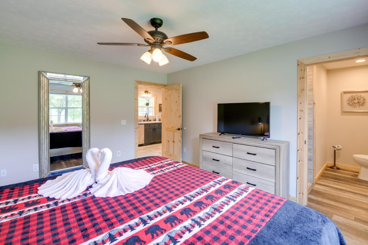 Sevierville Cabin With Private Hot Tub And Fire Pit Exterior foto