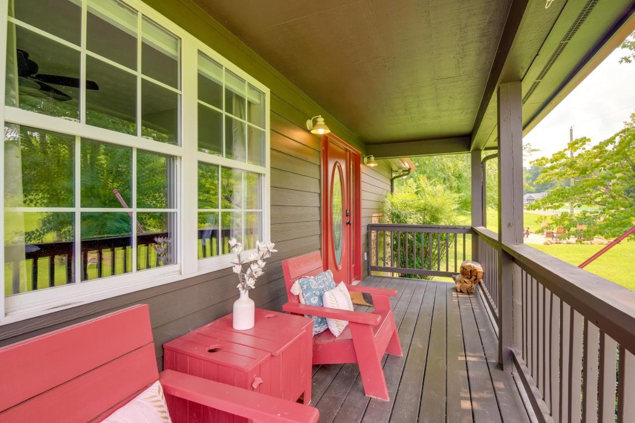 Sevierville Cabin With Private Hot Tub And Fire Pit Exterior foto